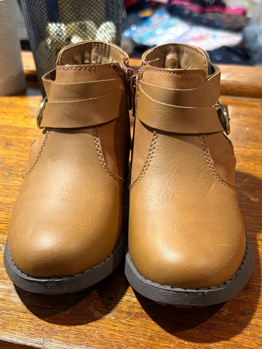 NWT Kids osh kosh bgosh boots size 10